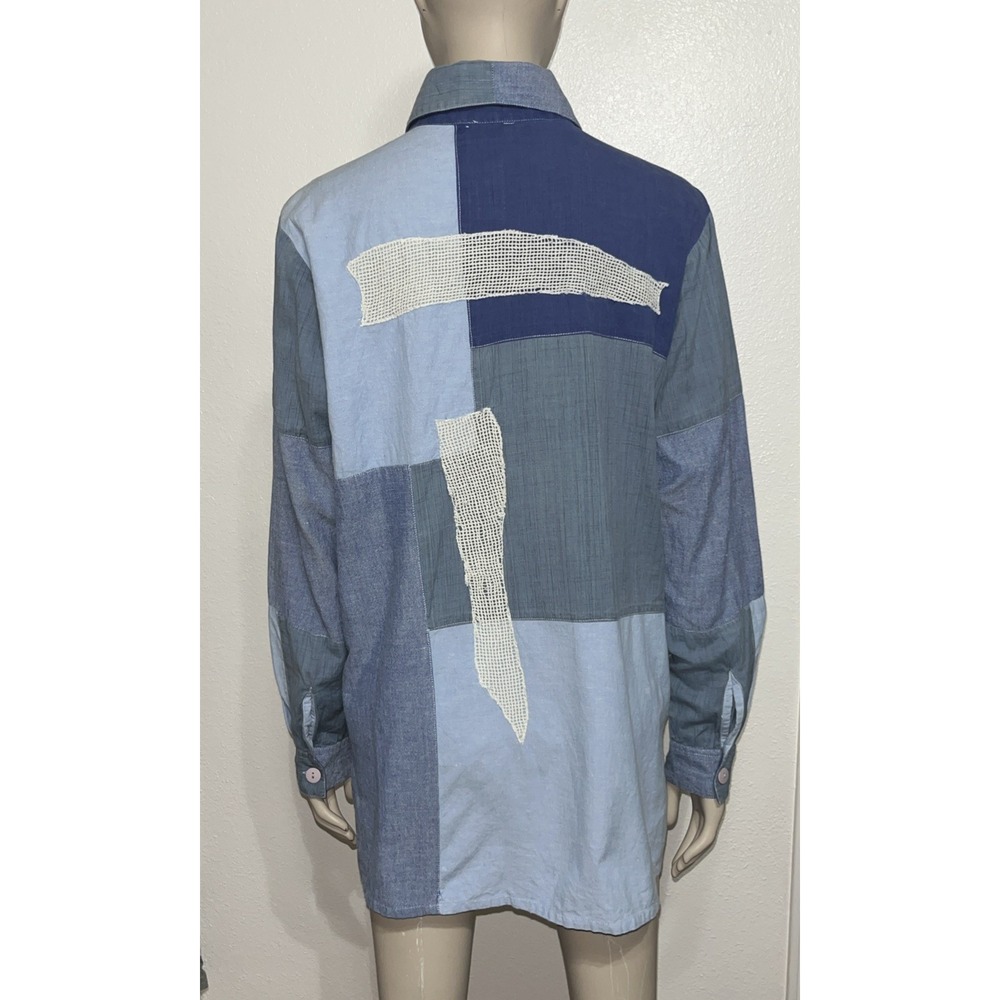 VTG Spirit by Sandy Starkman Blue Block Pattern Shirt Wearable Art Faces Sz Med - Picture 3 of 15